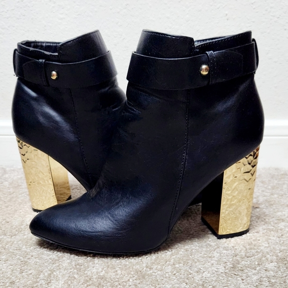 Shoes - Black Boots